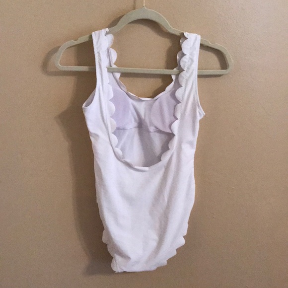 Small White One Piece Scallop Swimsuit - Picture 2 of 3